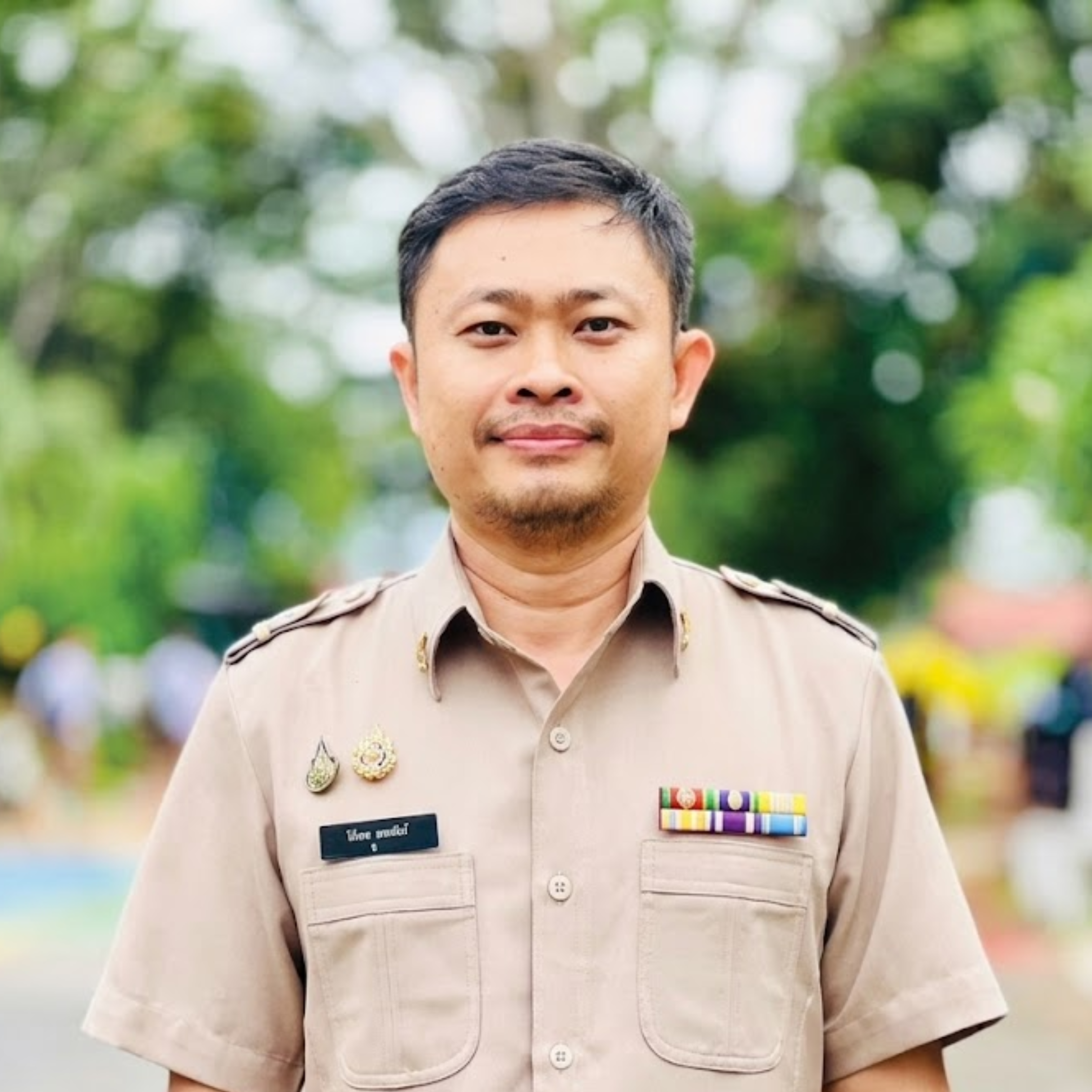 นายวัชรพล เทพสิทธิ์