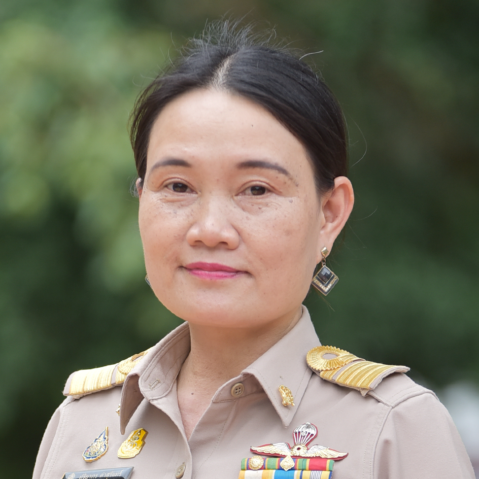 นางปริยากร คำสุรันทร์