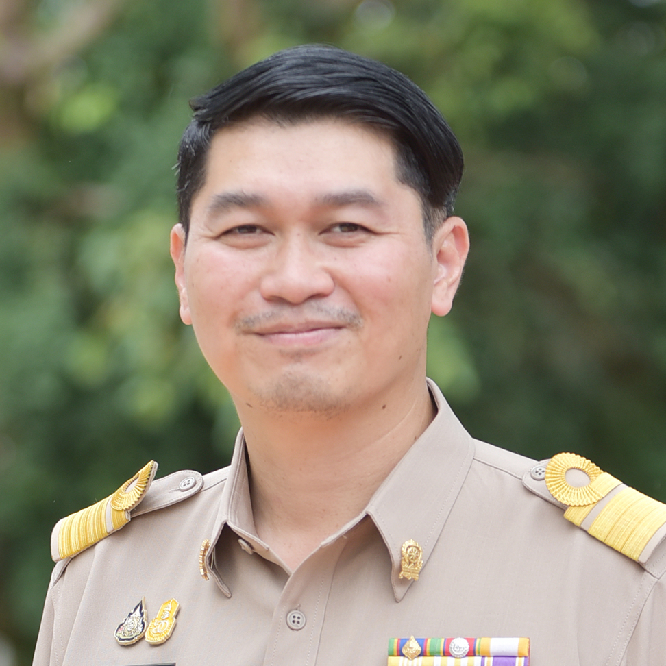 นายราชัน คำบุญเรือง